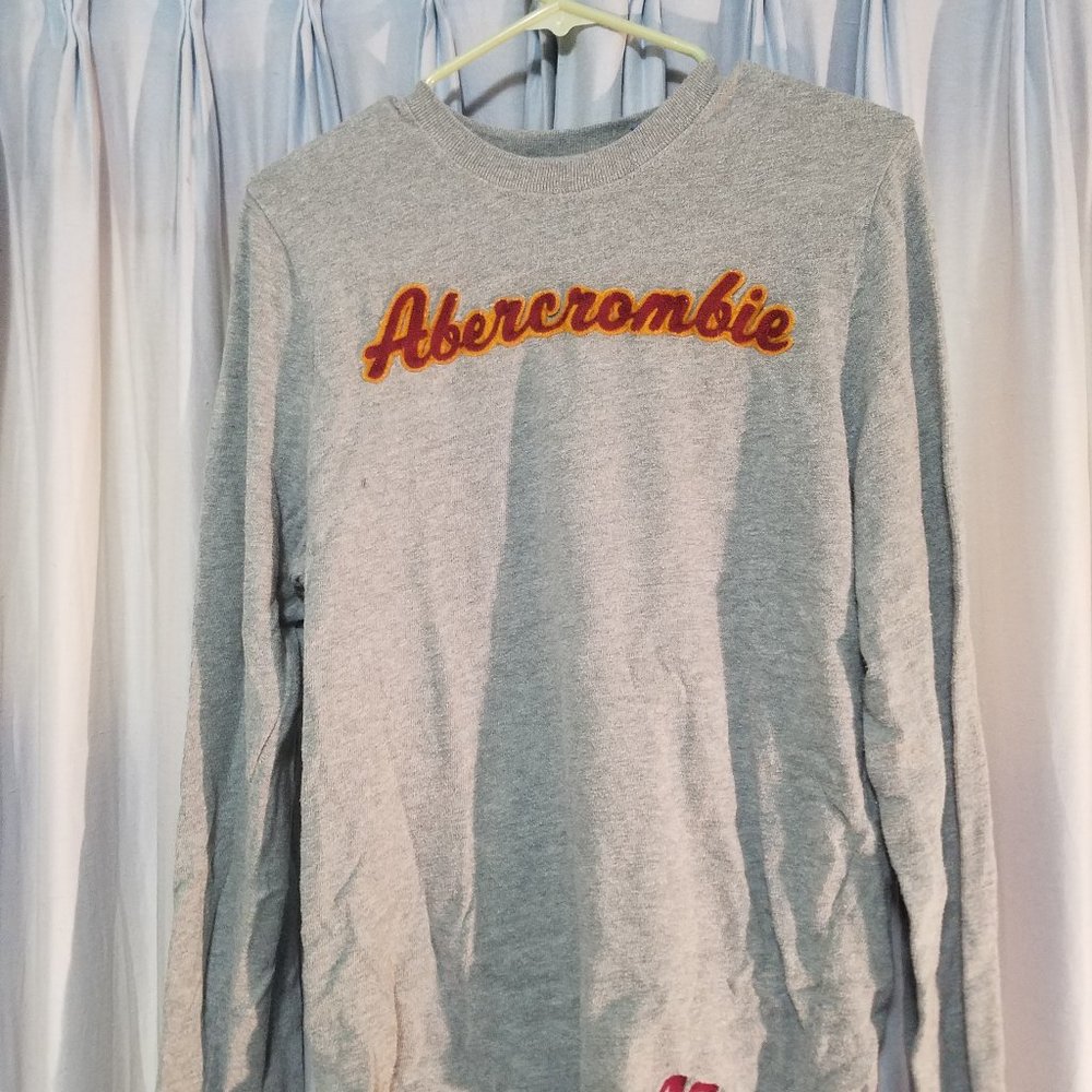 Late 2000s Abercrombie Long Sleeve Tee